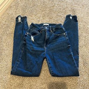 Good American Size 2/26 Skinny Stretch Jeans